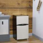 FRIGIDAIRE 4.5CUFT COMPACT REFRIGERATOR | FFPS4533QM - Image 4